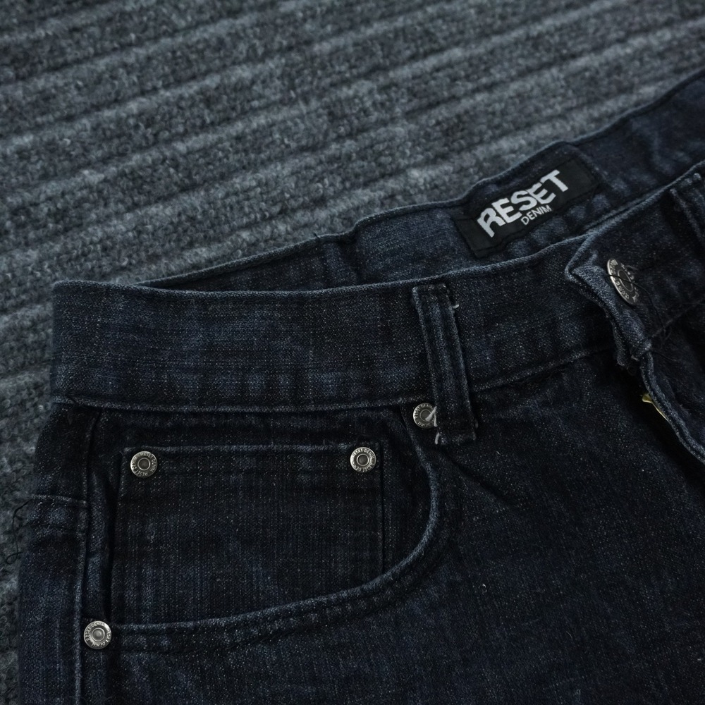 Reset Denim Shorts Mens 34 Dark Wash Blue Faux Snakeskin Back Pockets Streetwear - Picture 3 of 13